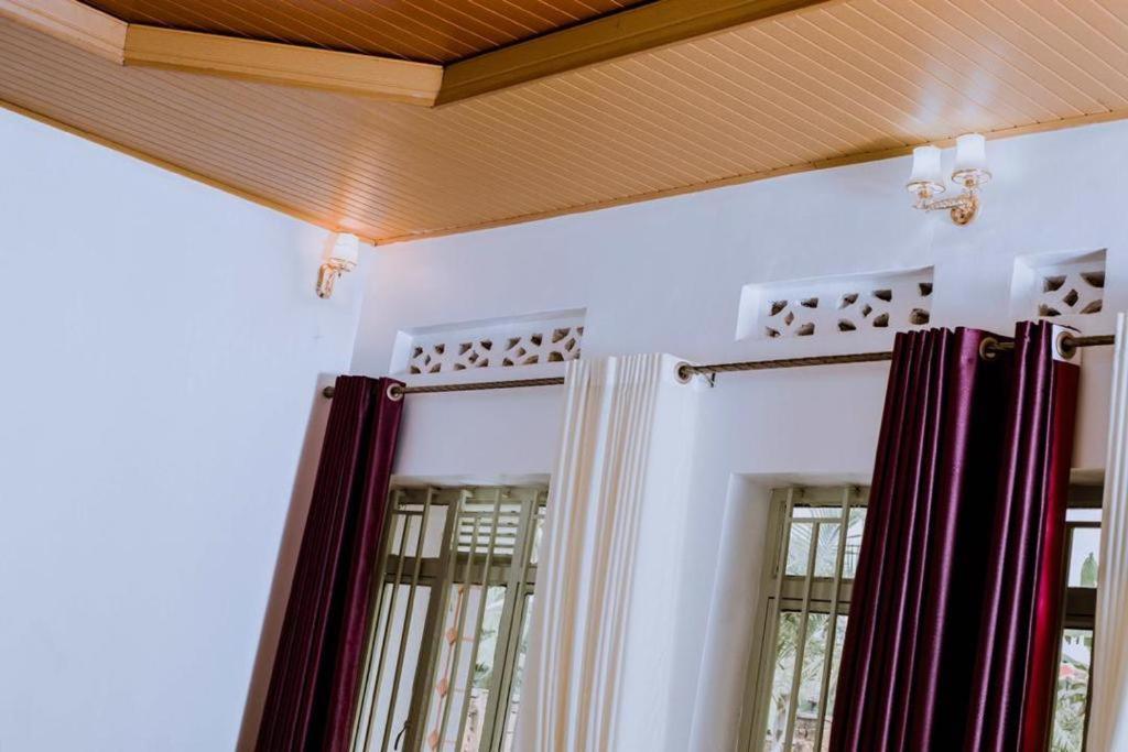 Autop Bg Guest House キガリ エクステリア 写真